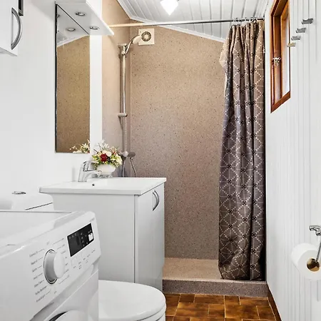 בית נופש Lovely In With Wifi *