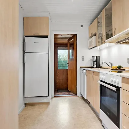 בית נופש Lovely In With Wifi